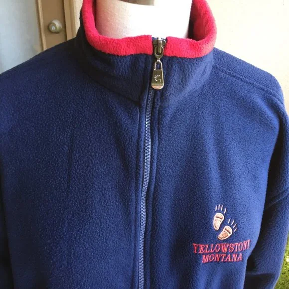Yellowstone N.P. Fleece Jacket (like NEW) - Picture 5 of 10